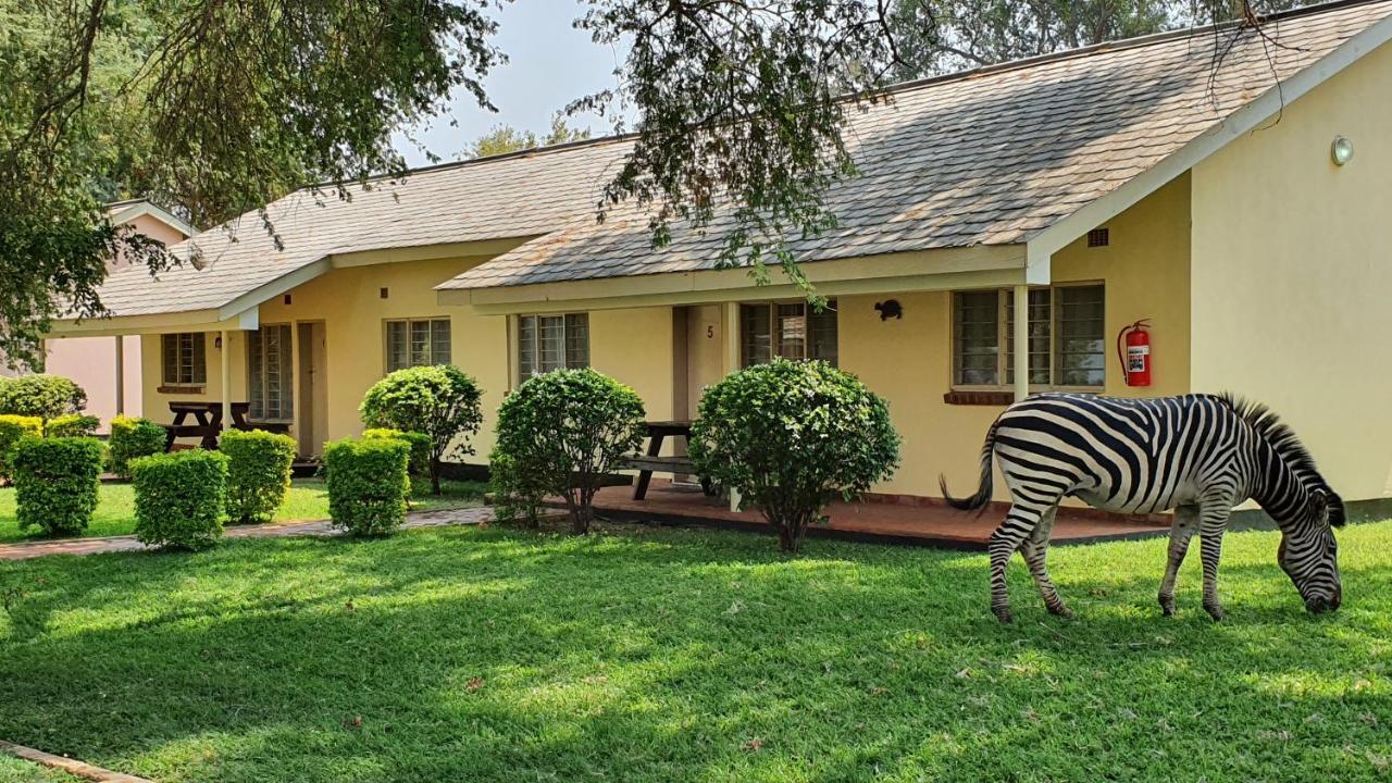 Victoria Apartments Livingstone Esterno foto