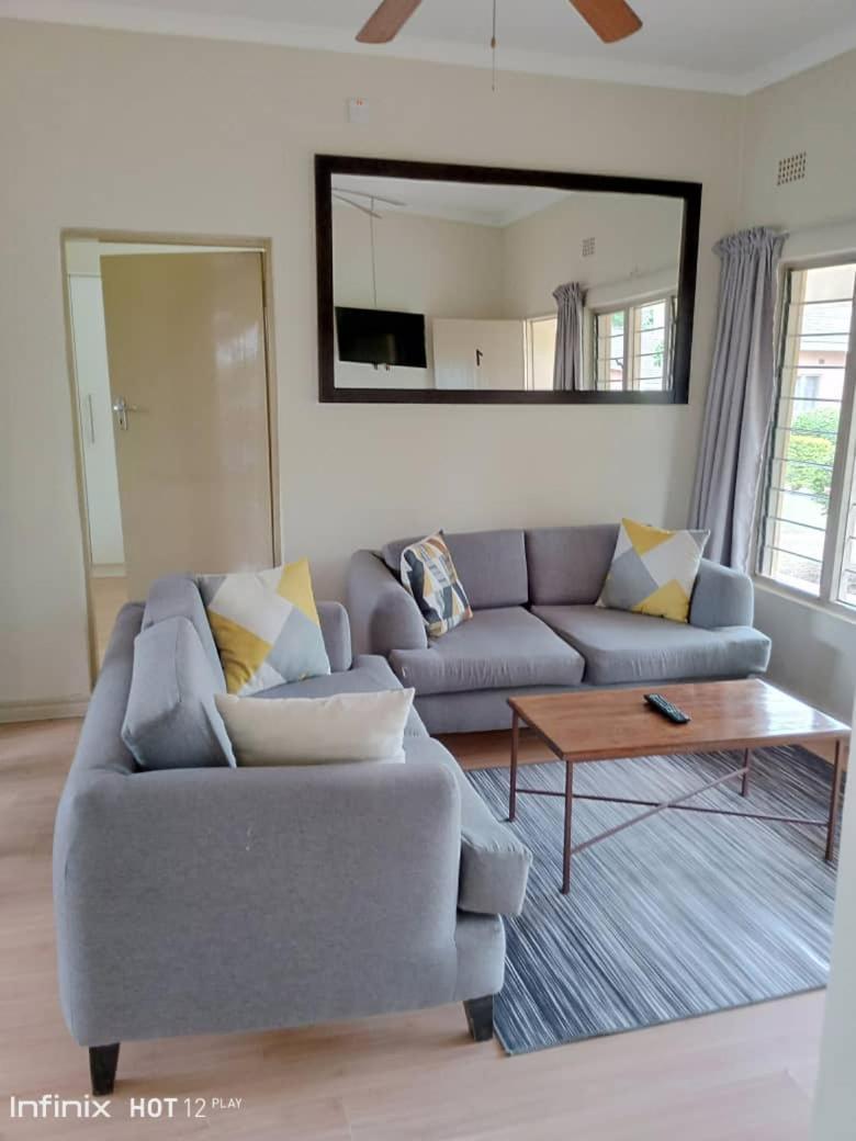 Victoria Apartments Livingstone Esterno foto